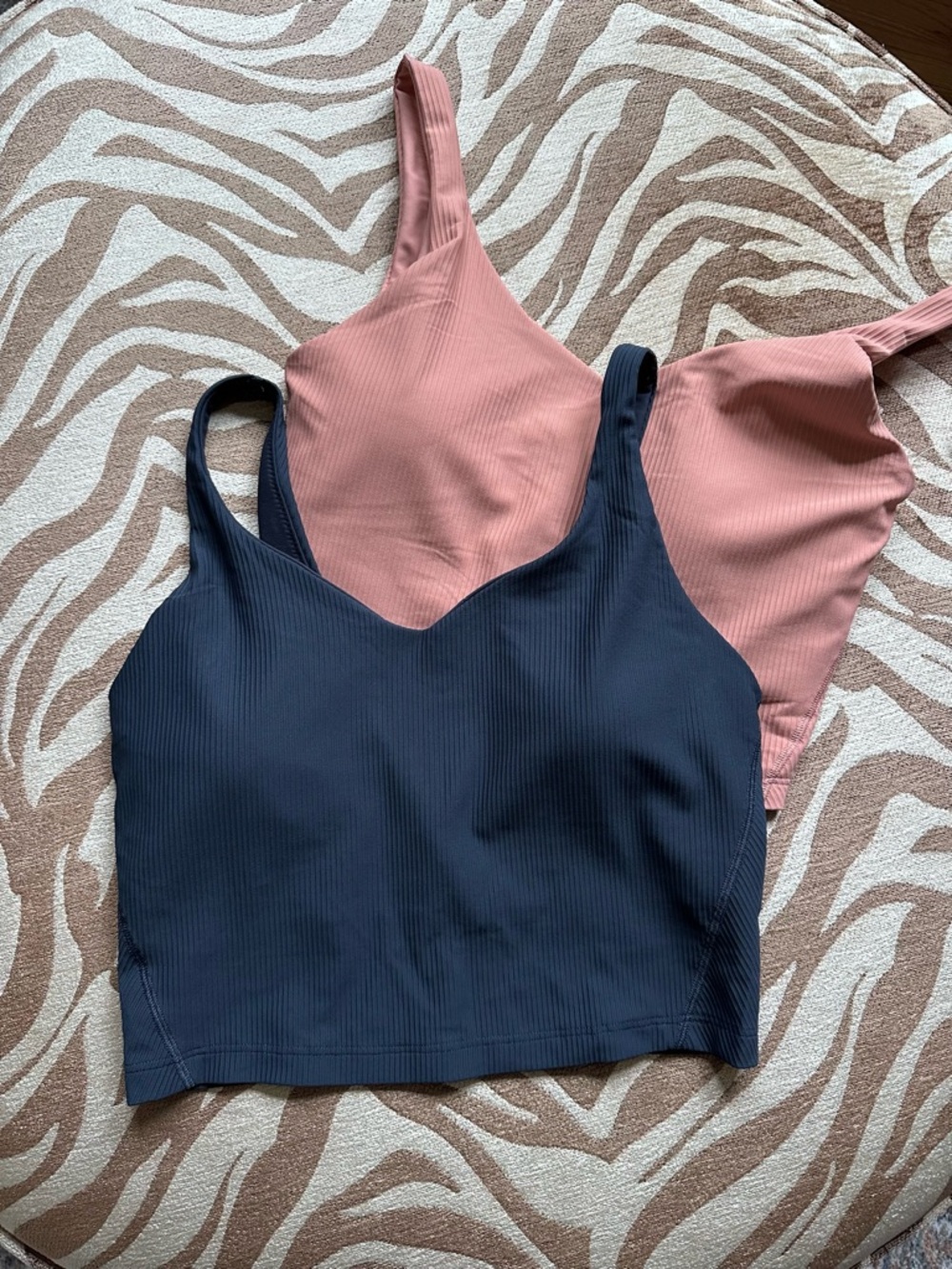 2-Pack Women’s Old Navy Crop Tank Tops/Sports Bras in Peach & Navy